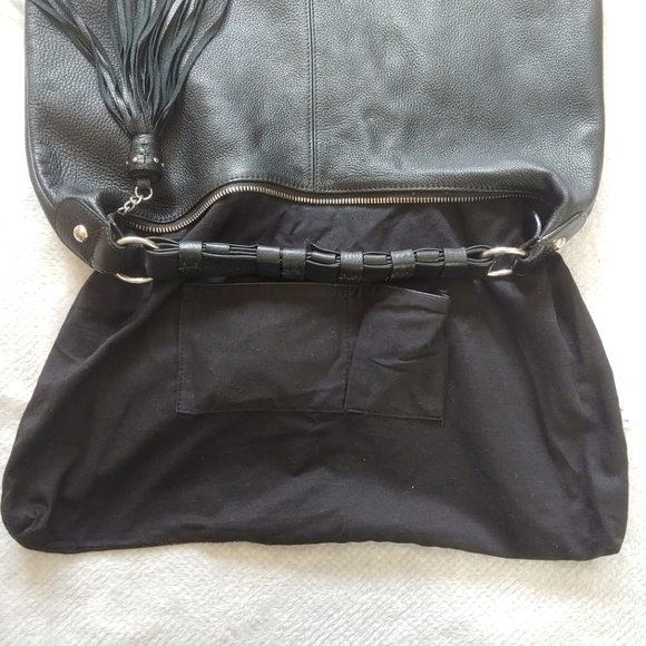 Danier black leather short shoulder bag with tassel - Picture 6 of 6